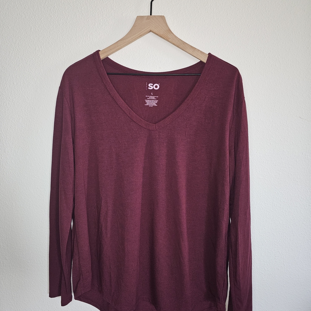 SO Burgundy V-Neck Long Sleeve Top